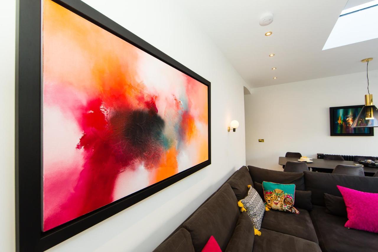 Rounton Villa By Maison Parfaite - Hot Tub - Sea Views - Parking โรบินฮูดส์เบย์ ภายนอก รูปภาพ