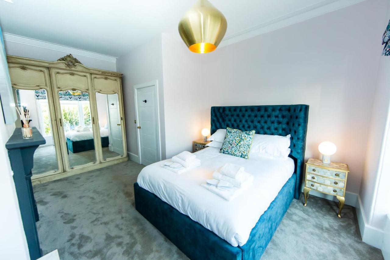 Rounton Villa By Maison Parfaite - Hot Tub - Sea Views - Parking โรบินฮูดส์เบย์ ภายนอก รูปภาพ