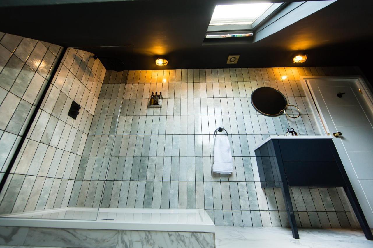 Rounton Villa By Maison Parfaite - Hot Tub - Sea Views - Parking โรบินฮูดส์เบย์ ภายนอก รูปภาพ